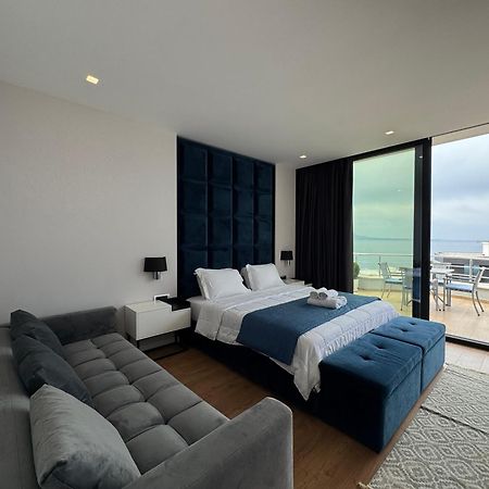 Hotel Blue Sky Sarandë エクステリア 写真