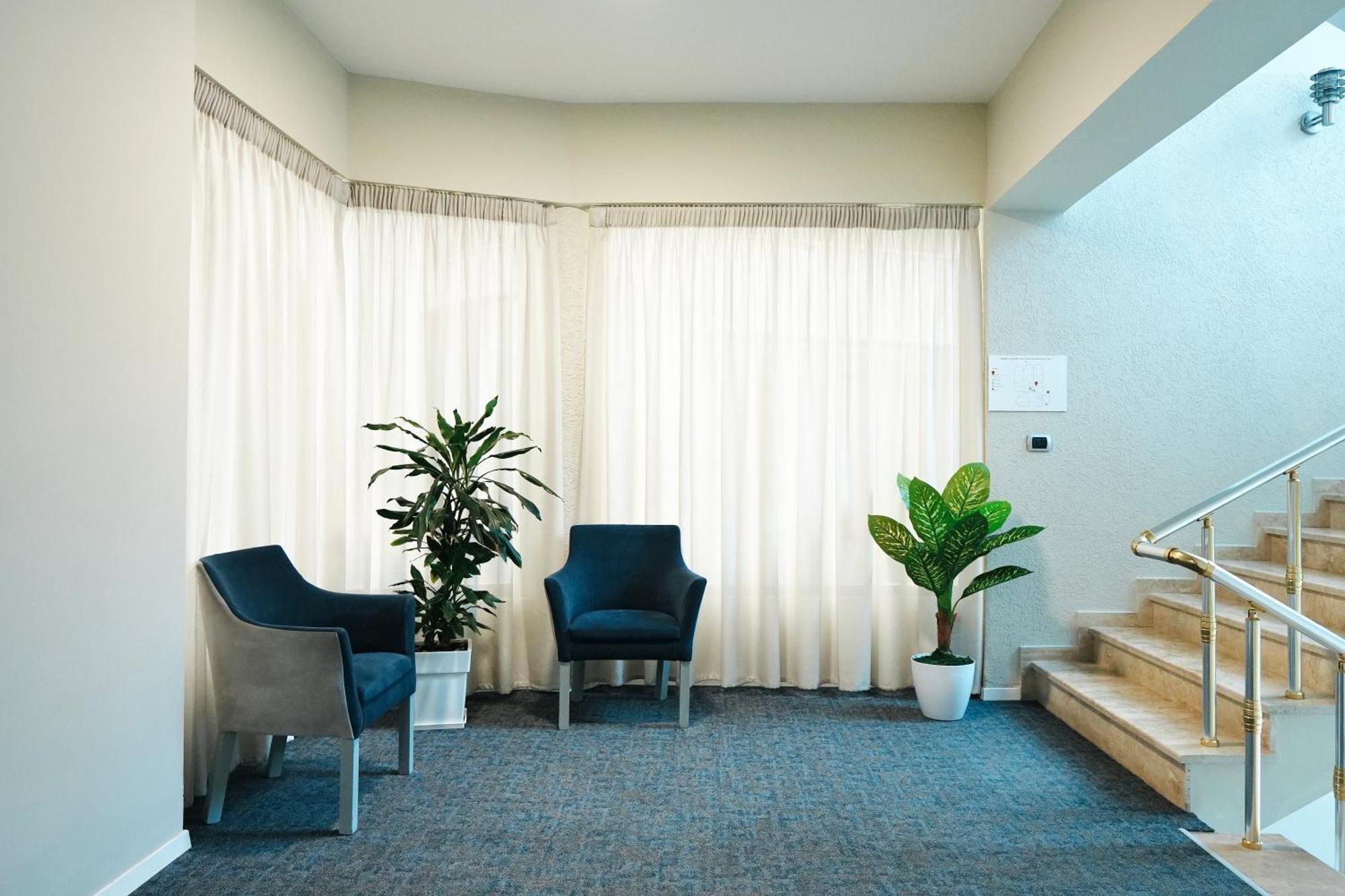 Hotel Blue Sky Sarandë エクステリア 写真